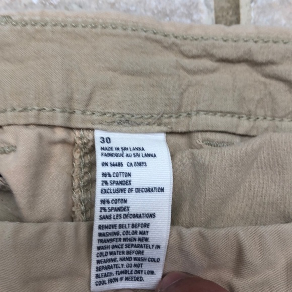 American Eagle Khaki Shorts - Picture 5 of 5